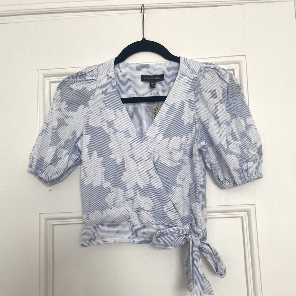 Banana Republic Wrap Cropped Puff-Sleeve Floral Blue Blouse Petite XXS